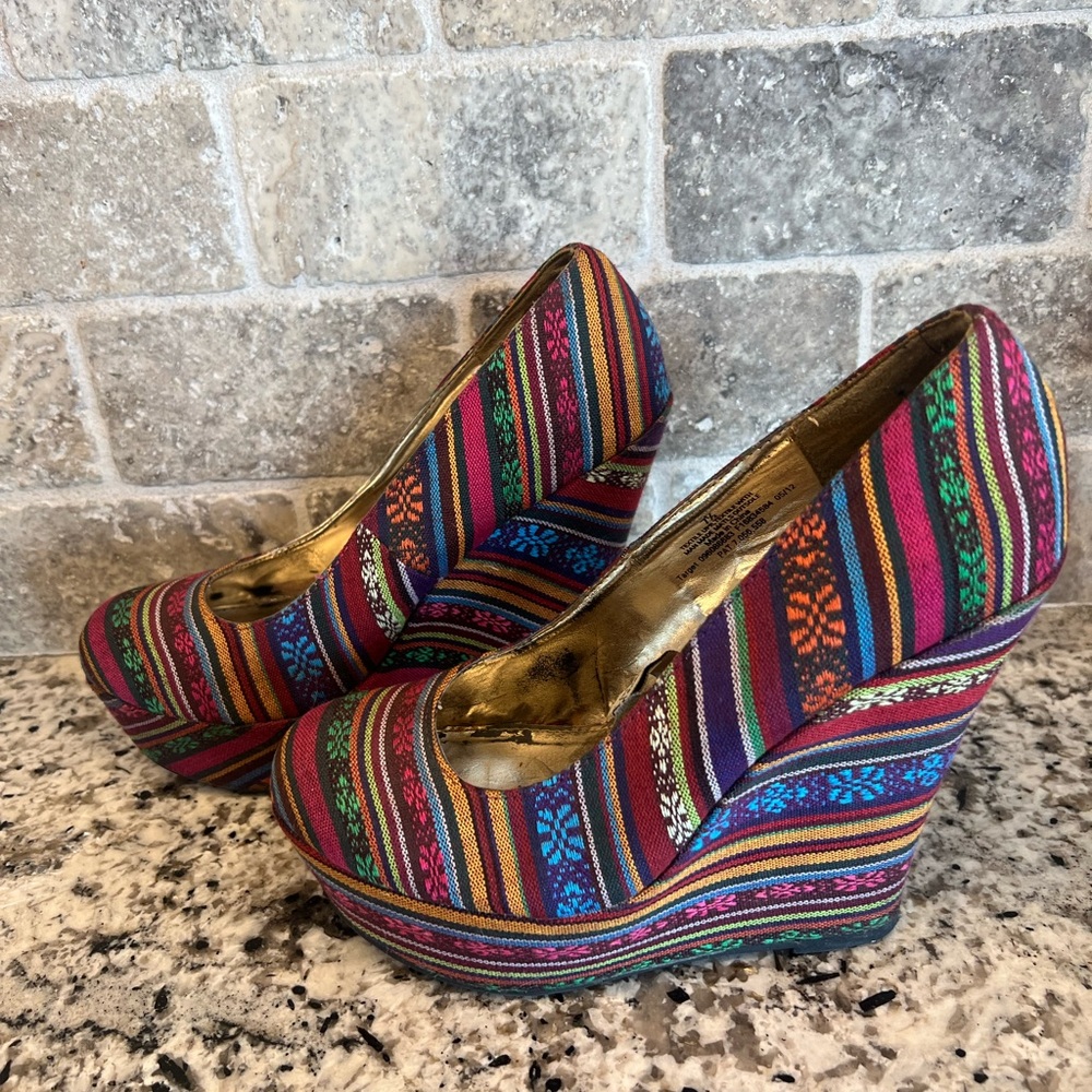 Mossimo Supply Co Red and Pink Wedge Shoes